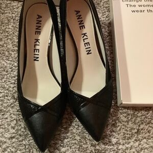 Anne Klein Women's Dress Shoe 9m